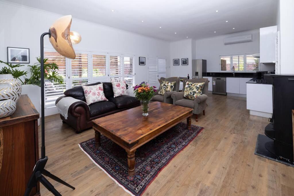 Garten Wohnung Mit Pool, 2 Schlafzimmer Cape Town Bagian luar foto