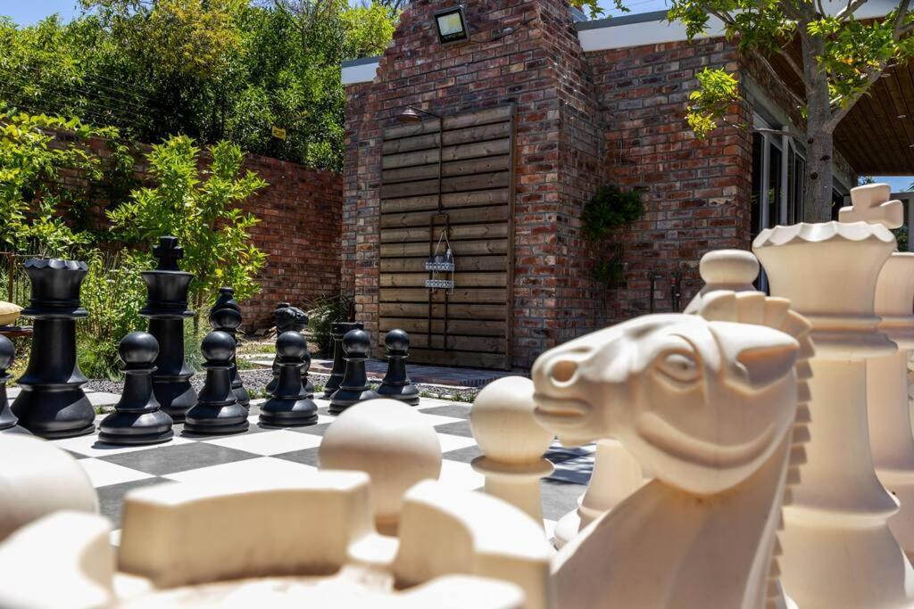 Garten Wohnung Mit Pool, 2 Schlafzimmer Cape Town Bagian luar foto