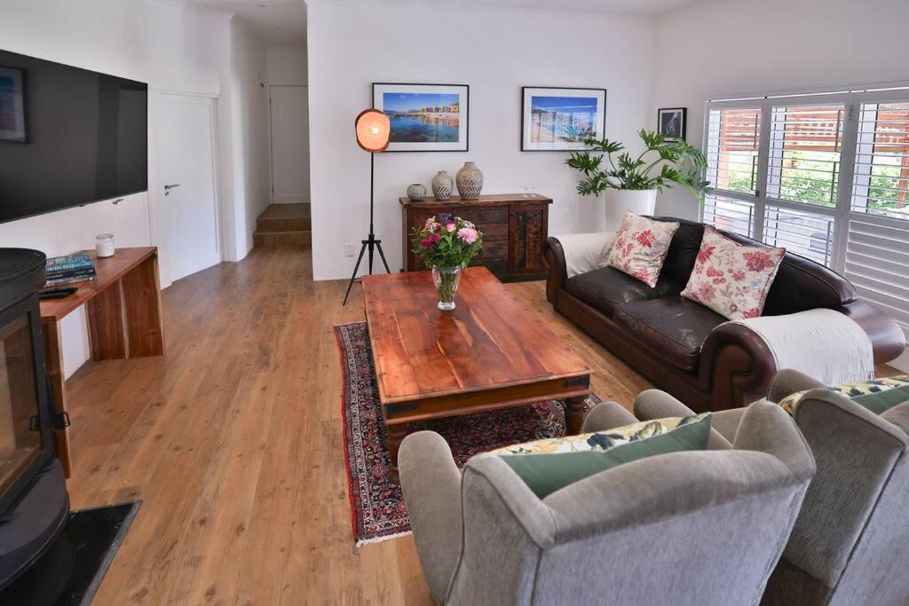 Garten Wohnung Mit Pool, 2 Schlafzimmer Cape Town Bagian luar foto