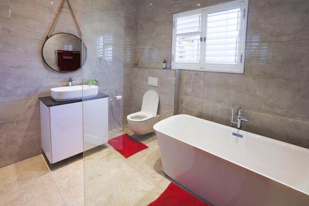 Garten Wohnung Mit Pool, 2 Schlafzimmer Cape Town Bagian luar foto